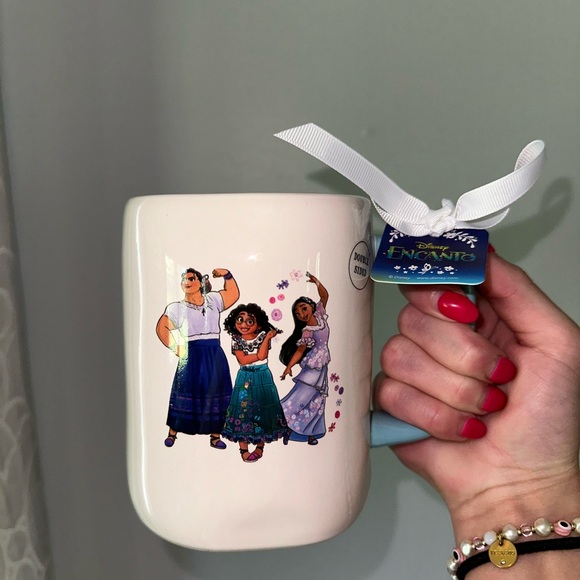 🆕 Encanto Rae Dunn Mug - Picture 2 of 4